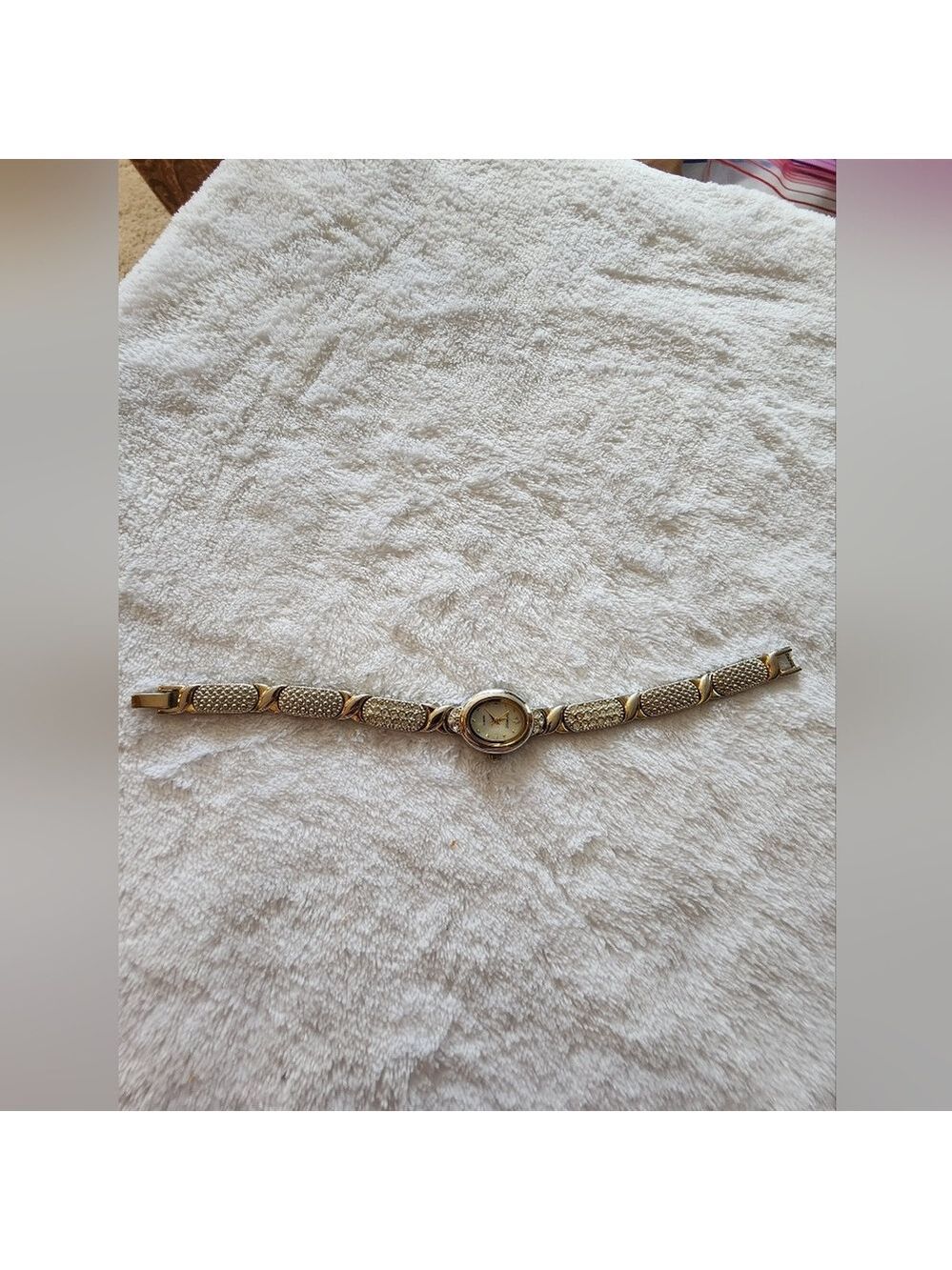 Avon Women’s Quartz Watch with Rhinestone Bracelet–Gold & Silver Tone Works - Picture 2 of 8